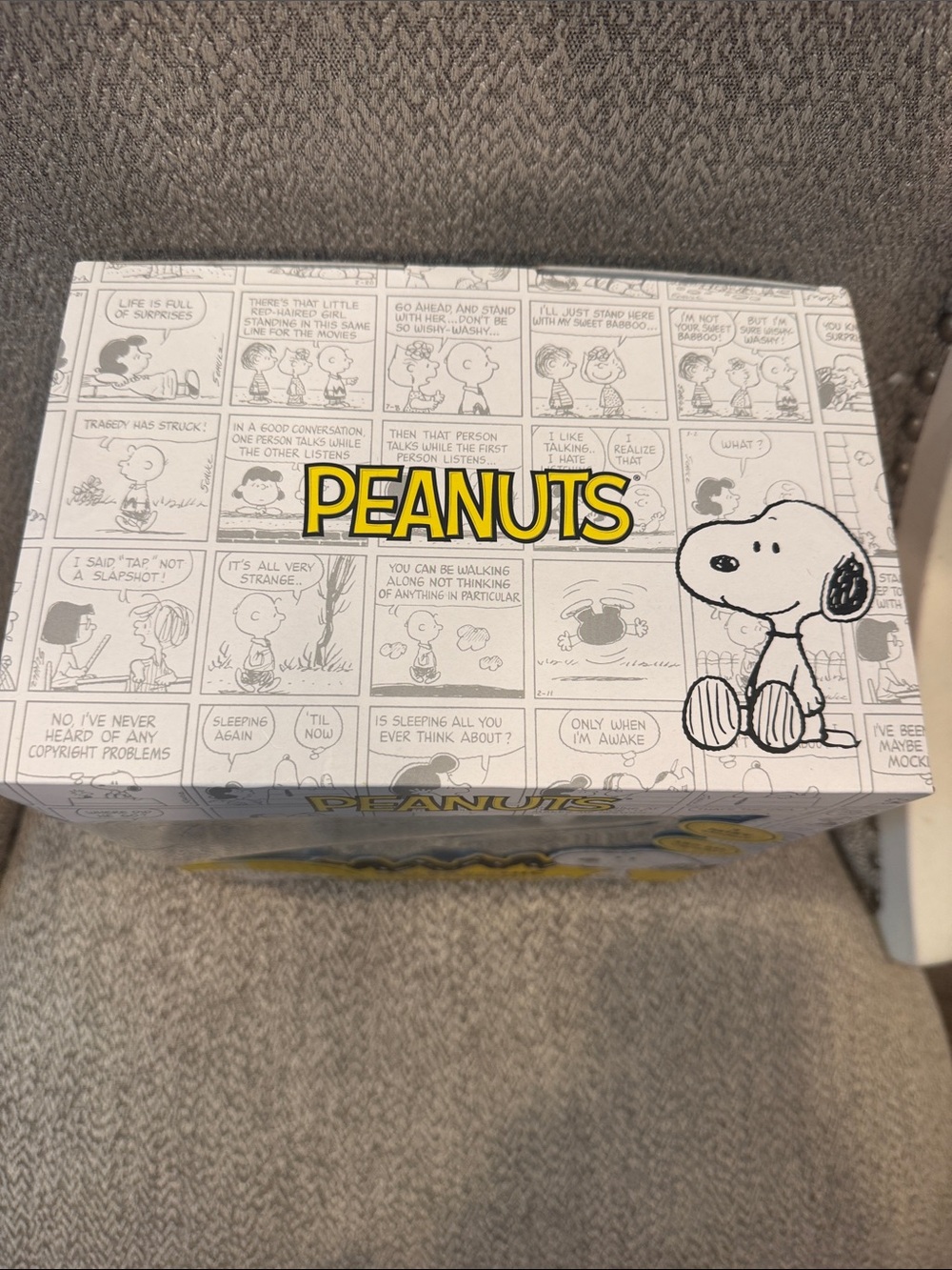 Peanuts Snoopy Ultrasonic Diffuser - White & Black. New in Box! - Picture 2 of 10